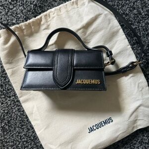 JACQUEMUS
Leather Black Mini Crossbody bag ( Authentic)